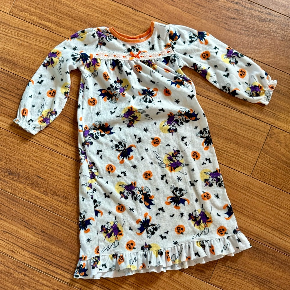 Disney Halloween Nightgown, size 4T
